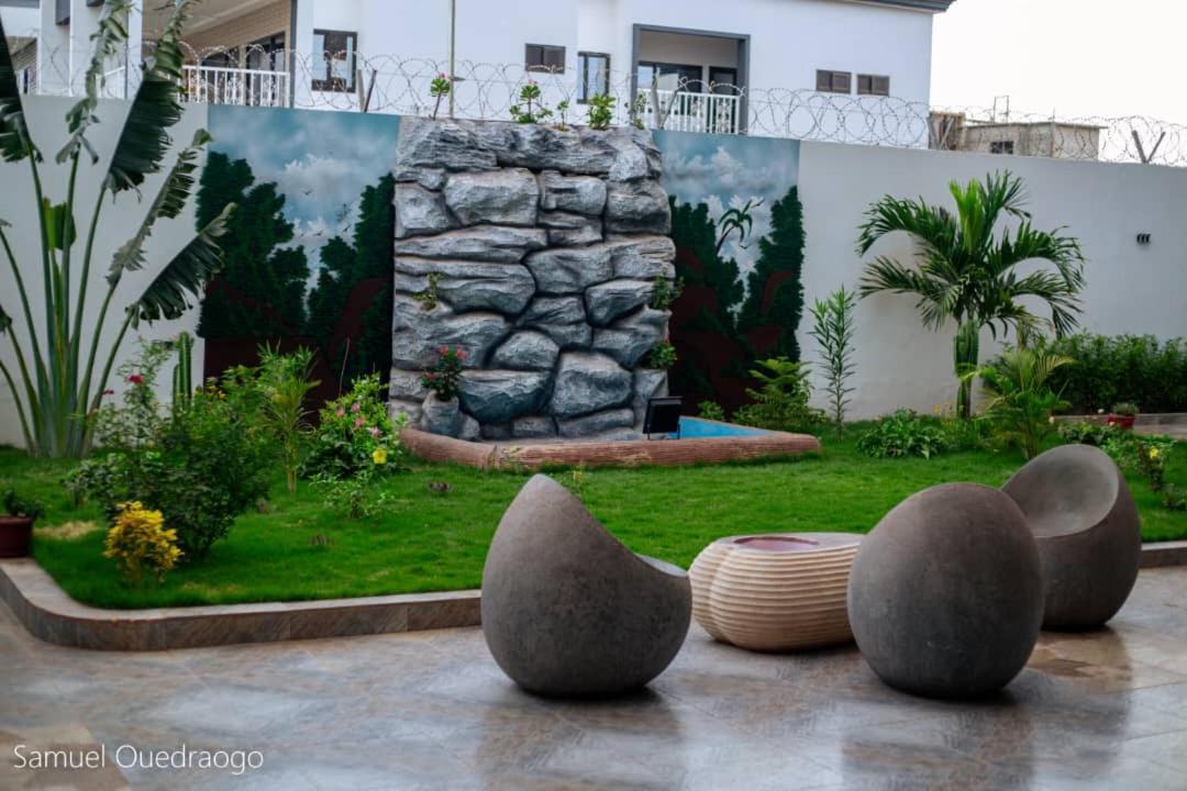 Complexe Hotelier And Uagadugú Exterior foto